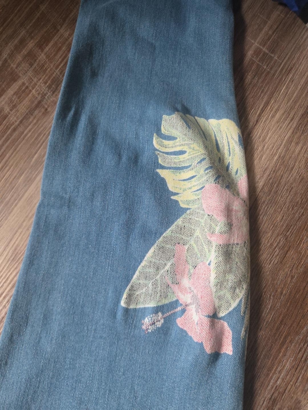 Tommy Bahama Tropical Floral Print Jeans